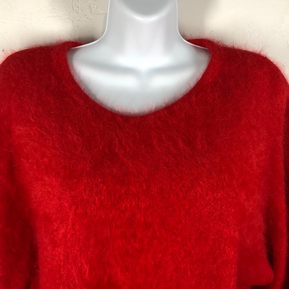 Keomi angora blend red sweater size large - Picture 2 of 9